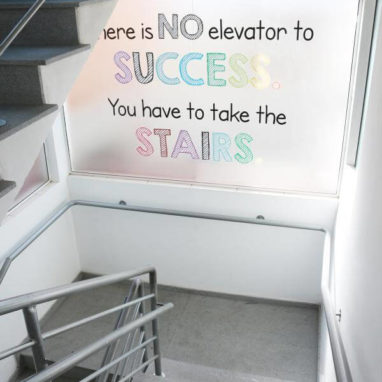 The Joy School - Estrutura