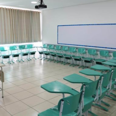 The Joy School - Estrutura