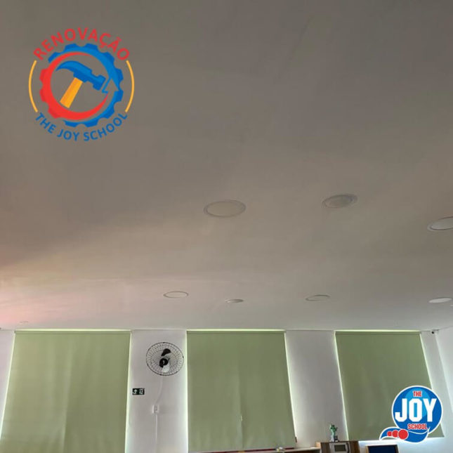 Manutenção do forro e calha