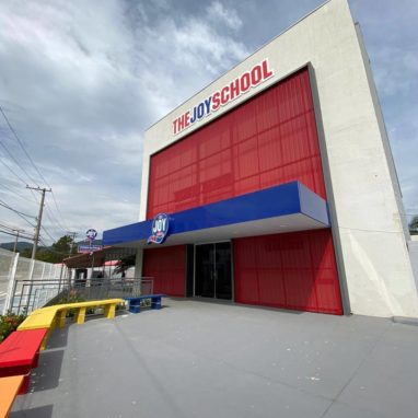 The Joy School - Estrutura