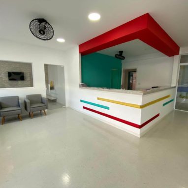 The Joy School - Estrutura