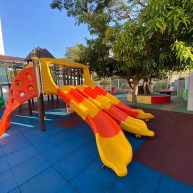 The Joy School - Estrutura