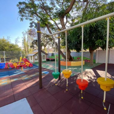 The Joy School - Estrutura